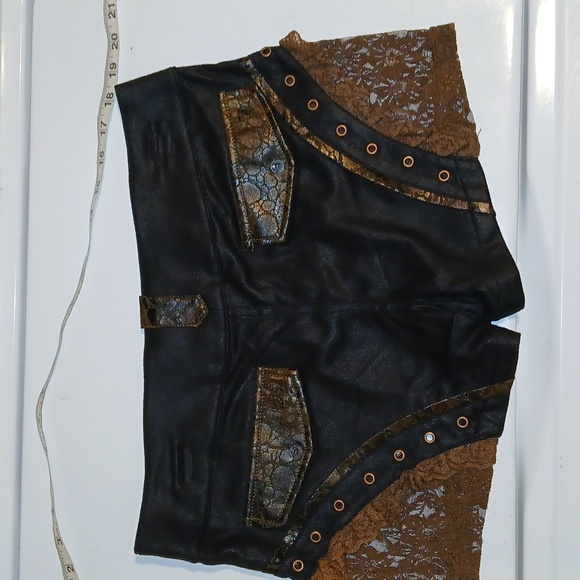 3 piece spirit Halloween costume - Picture 6 of 10